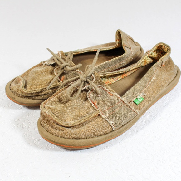 sanuk boat shoes womens